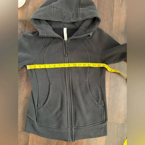 Lululemon Black Scuba Full Zip Up - Picture 5 of 10